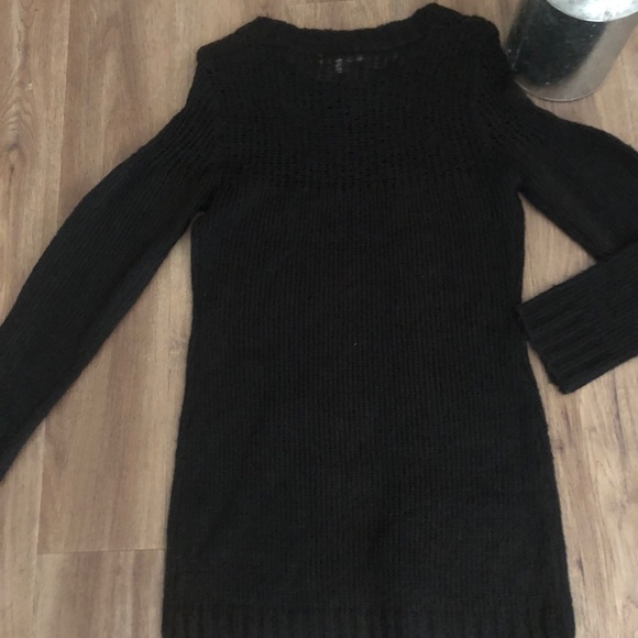 New Lumiere Black Knit Sweater - Picture 3 of 8